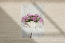 Load image into Gallery viewer, Cosmos Kiss